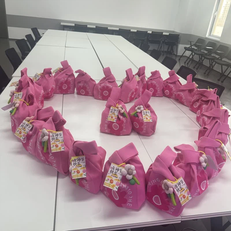 0cb7bb4e-cd5e-42f8-8b3e-5ca28c61dfbf 0cb7bb4e-cd5e-42f8-8b3e-5ca28c61dfbf